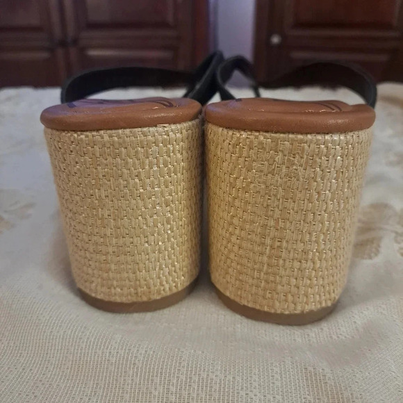 NWOT Zodiac Womens Rio Black Thong Wedge Sandals Shoes - Picture 5 of 5